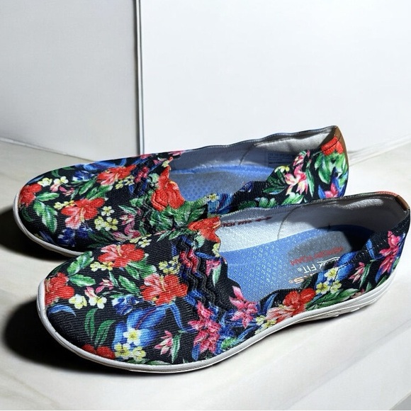 Skechers Slip On Washable Slip-Ons Multicolor Tropical Floral Shoe‎  7.5 - Picture 1 of 14
